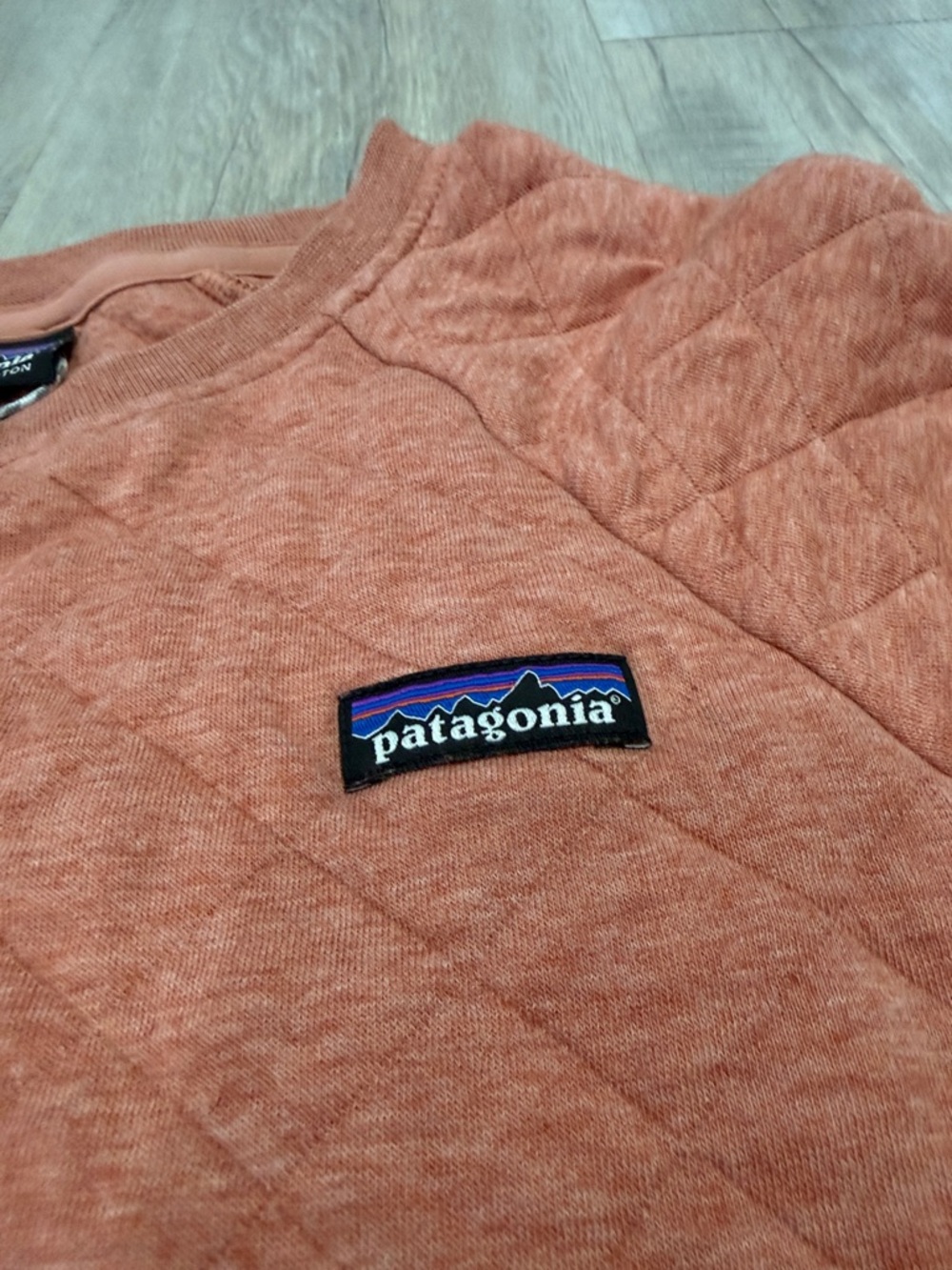 Patagonia Women's Quilted Crewneck Sweatshirt - Rusty Rose - Picture 3 of 5